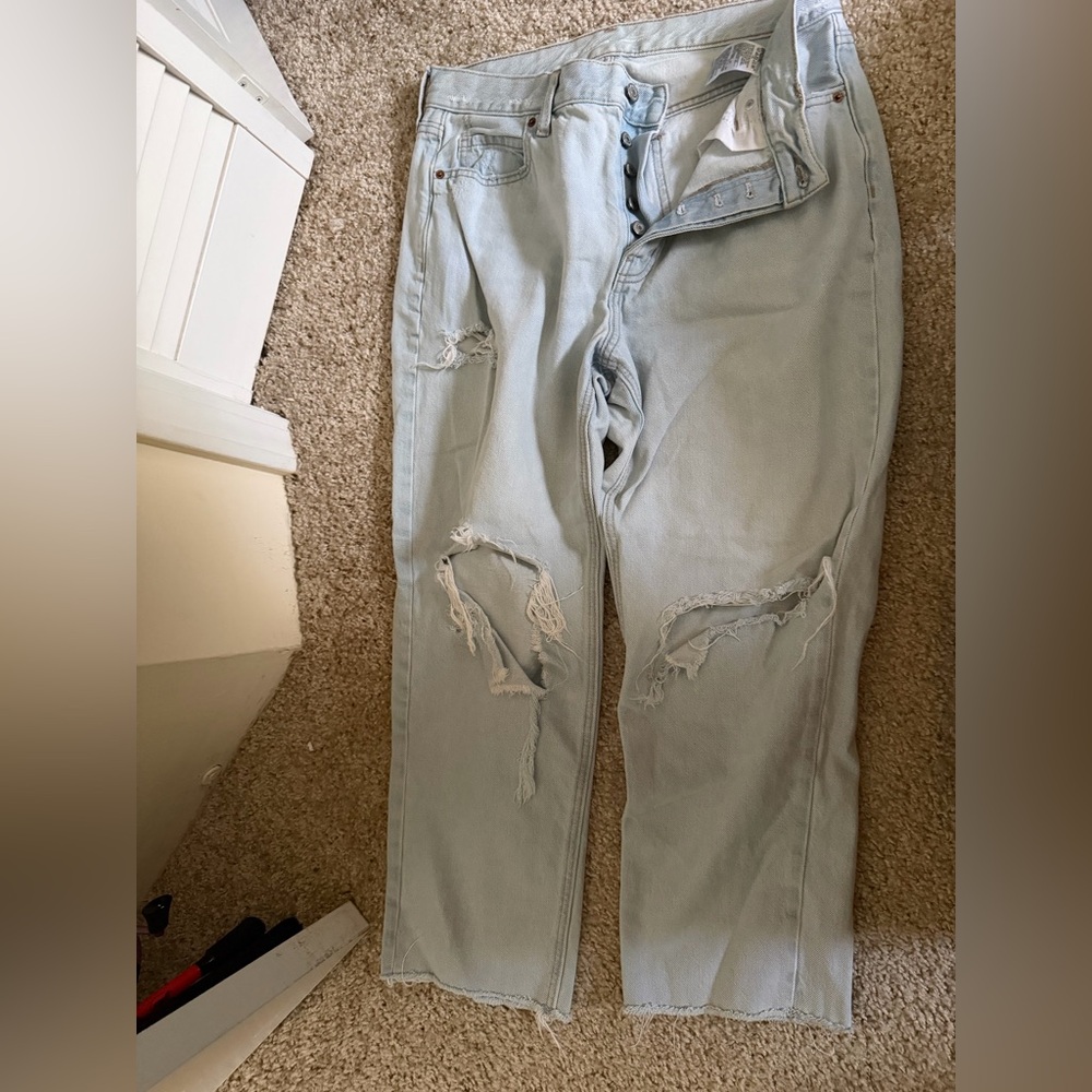 Old Navy Light Wash Slouchy Straight Leg Ripped Jeans